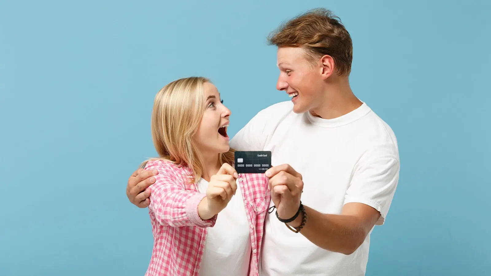 Можно ли получить деньги в долг на карту здесь и сейчас?