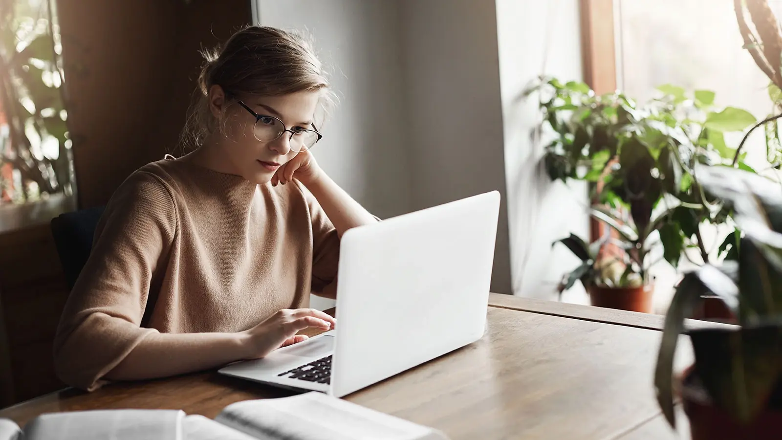 Как взять деньги в долг и не нарваться на мошенника?