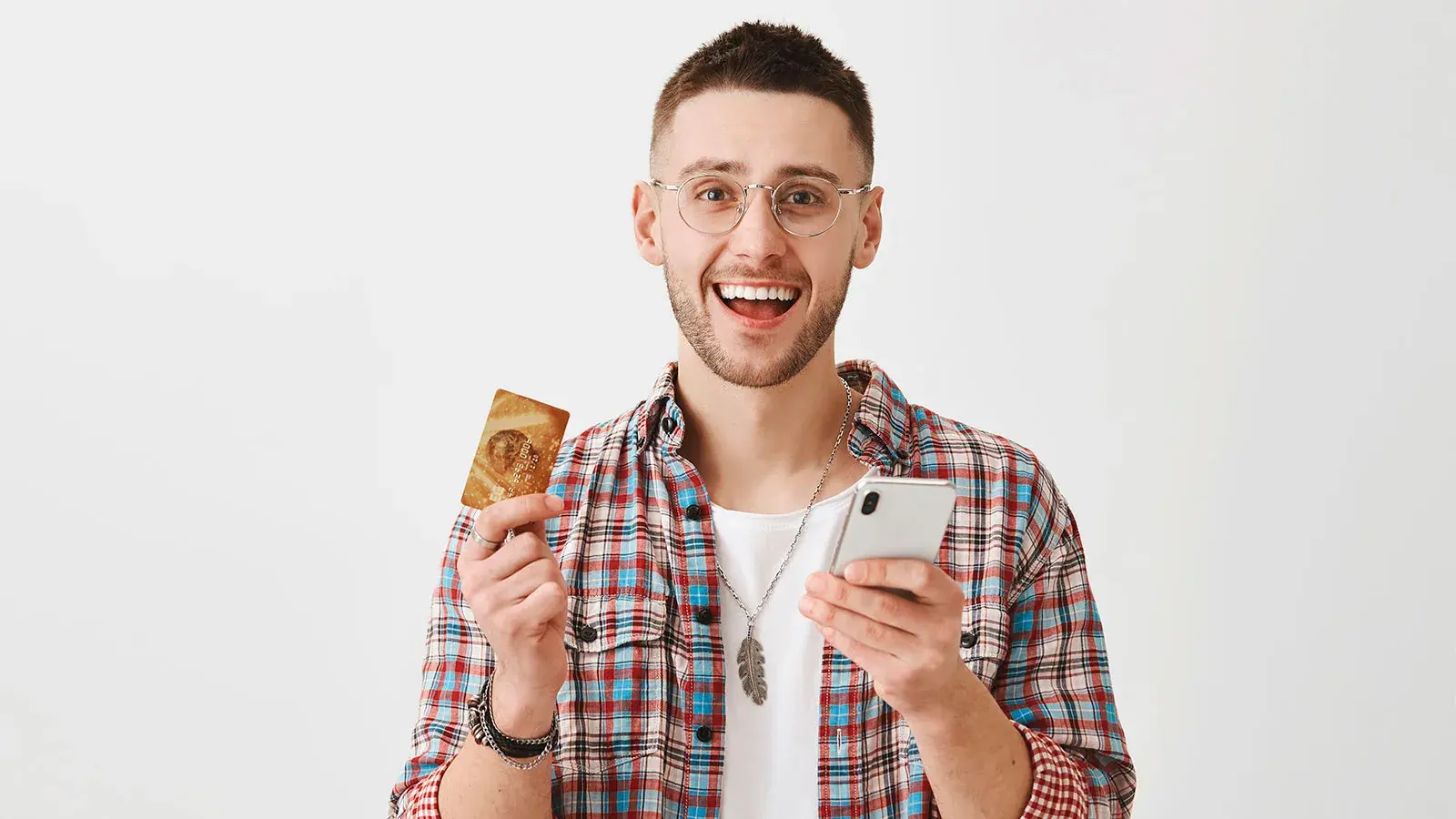 Как оформить кредитную карту?